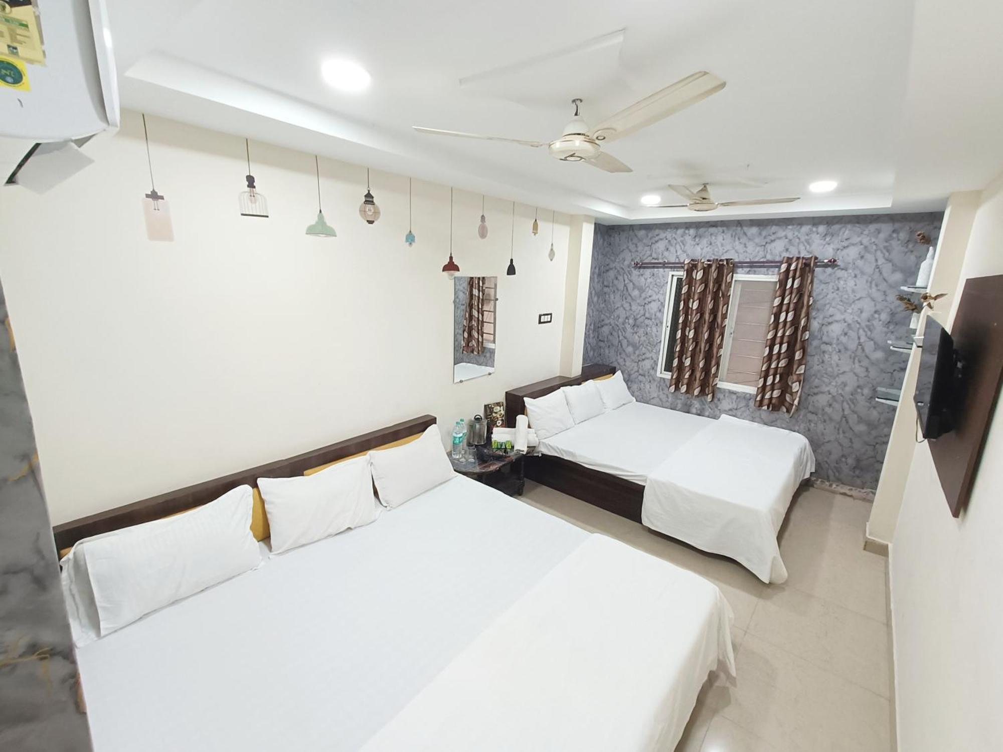 Ginger Hotels Ujjain Tower Kshipra Inn-Family Stay Airconditioned Hotel Εξωτερικό φωτογραφία